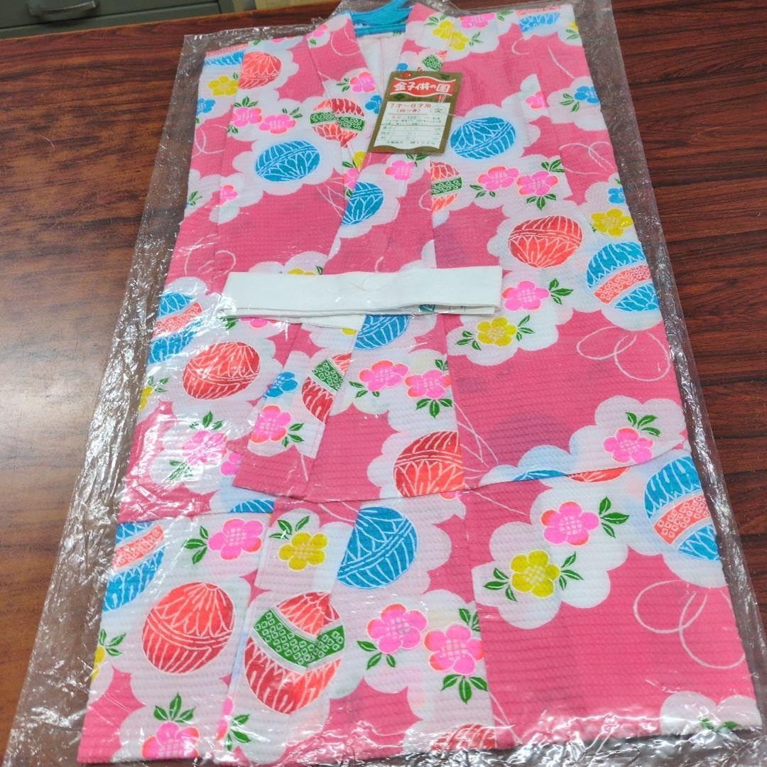 タグ付き子供用 浴衣鞠柄 120cm ピンク レトロ未使用美品　ヴィンテージ 子供用 浴衣鞠柄 120cm ピンク レトロ ヴィンテージ 浴衣 子供 レトロ